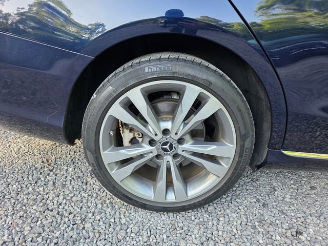 Used 2019 Mercedes-Benz C 300 4MATIC Sedan image 11