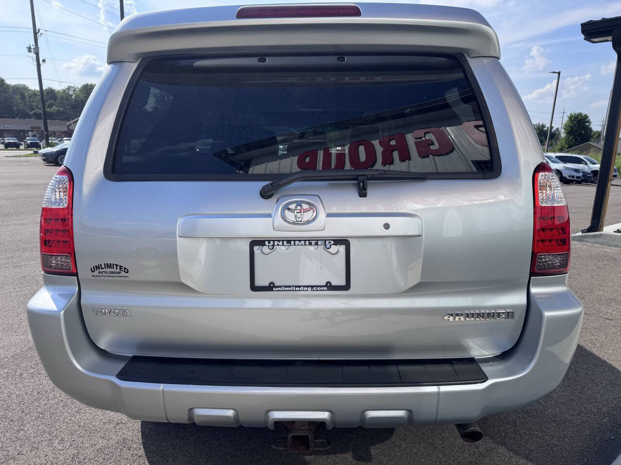 Used 2008 Toyota 4Runner Limited w/ Limited Extra Value Pkg 1 RWD image 9