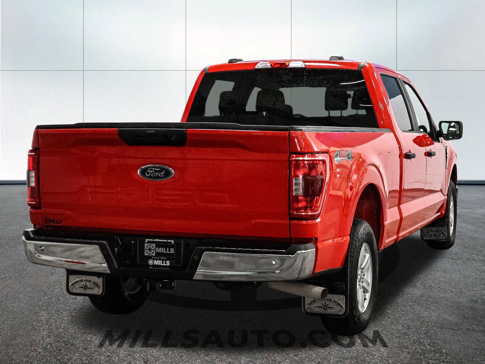 Certified 2025 Ford F150 Platinum w/ FX4 Off-Road Package image 7