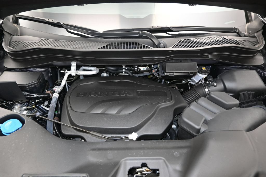 Certified 2025 Honda Ridgeline TrailSport image 26