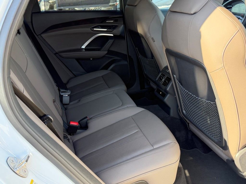 New 2025 Audi Q5 2.0T Premium Plus image 14