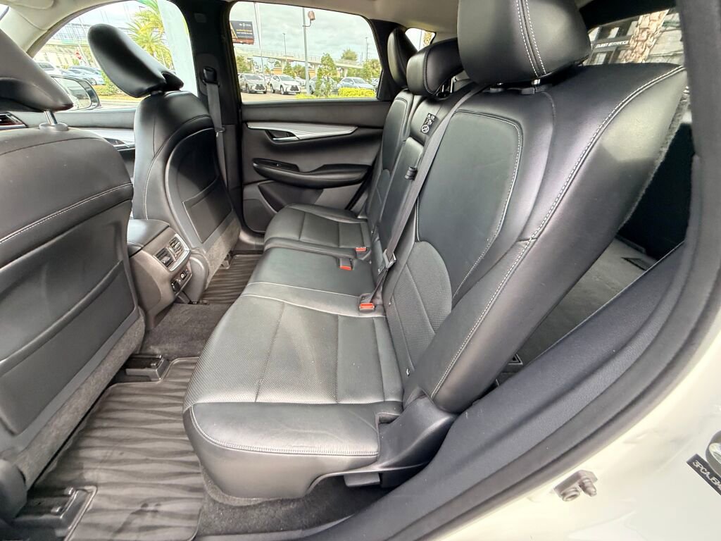 Used 2019 INFINITI QX50 Essential w/ Premium Heat Package image 19