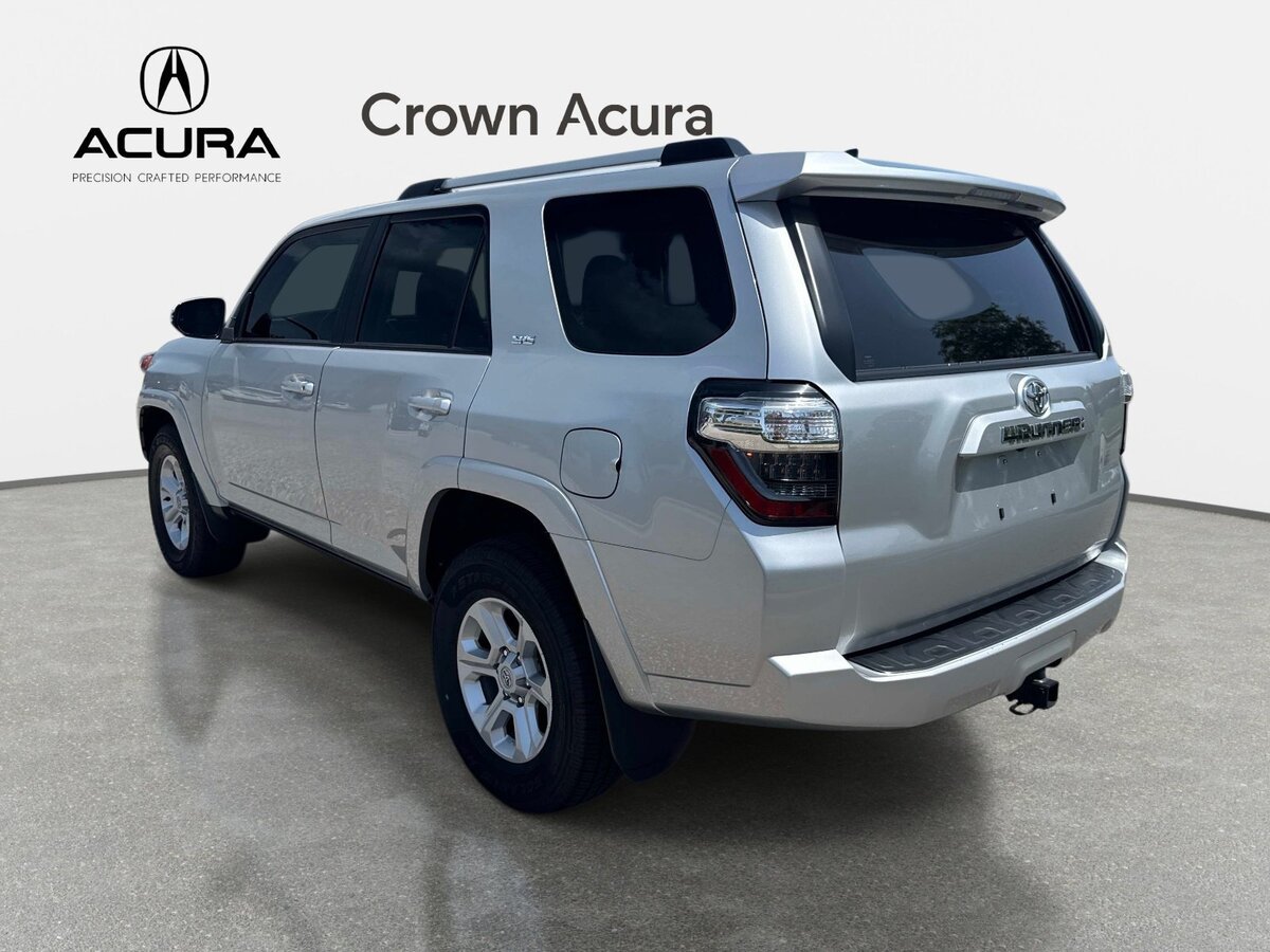 Used 2023 Toyota 4Runner SR5 Premium w/ Moonroof Package RWD image 3