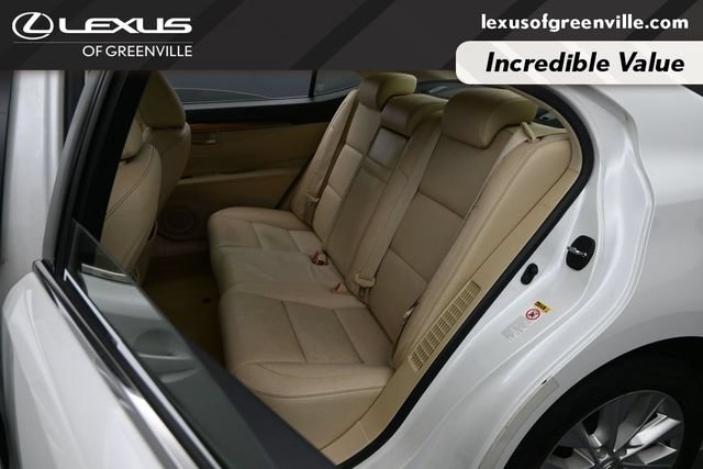 Used 2014 Lexus ES 300h w/ Luxury Package w/Bamboo Trim FWD image 29