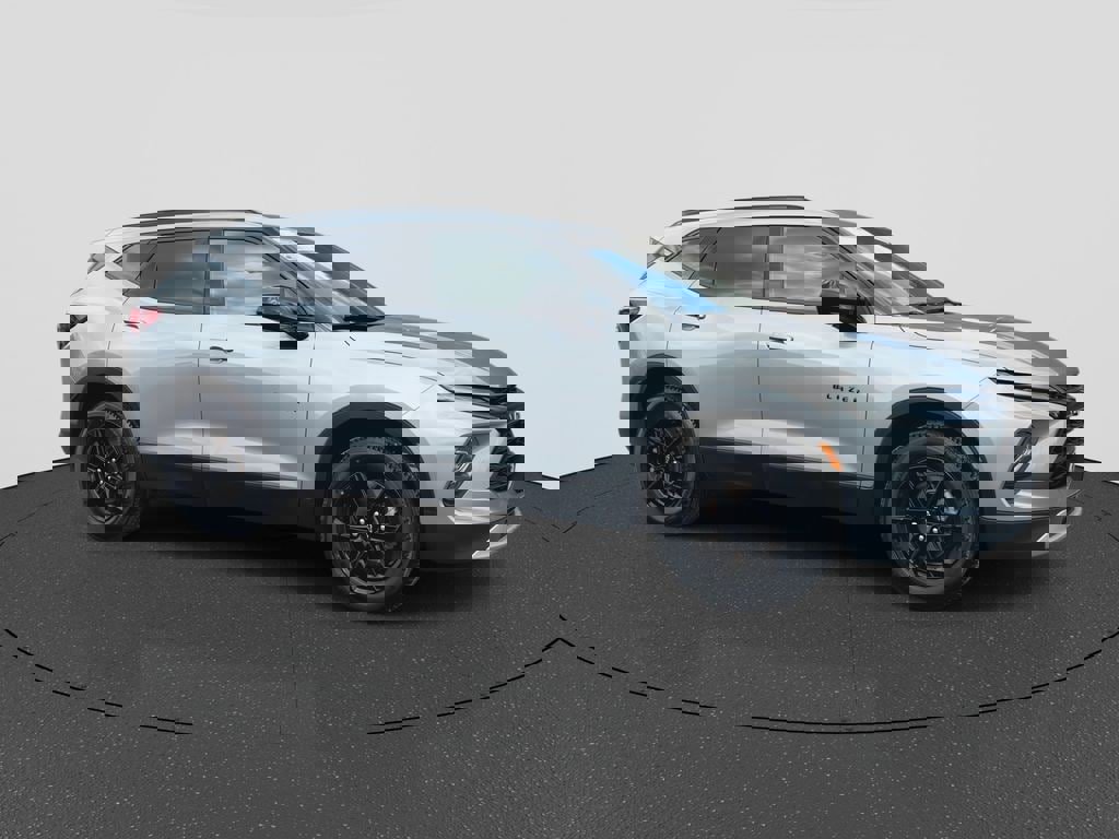Used 2023 Chevrolet Blazer LT w/ Convenience Package image 2
