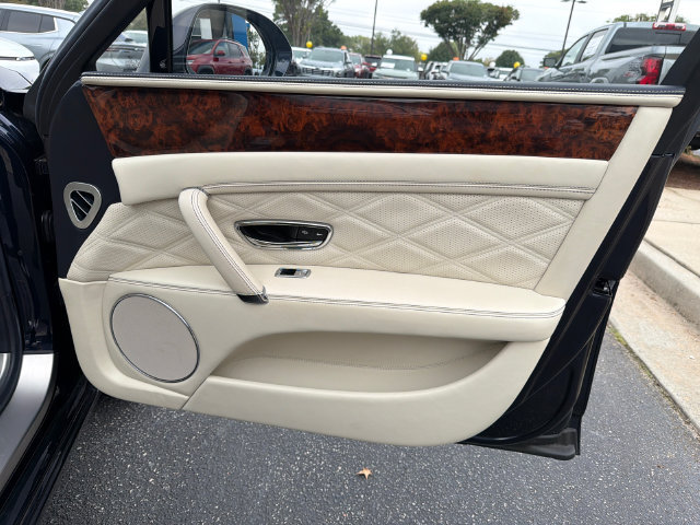 Used 2014 Bentley Flying Spur W12 AWD/4WD image 14