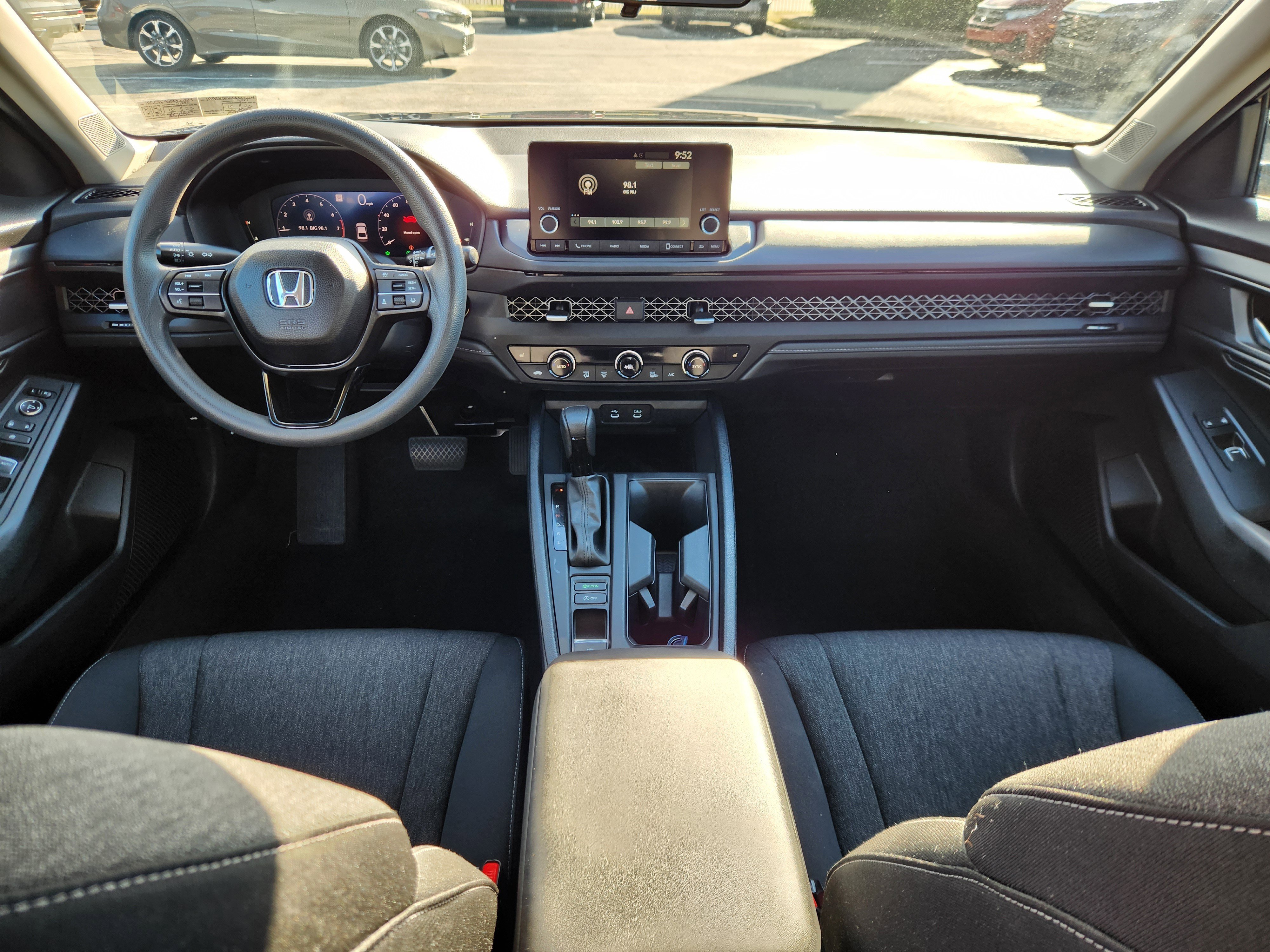 Certified 2025 Honda Accord SE image 8