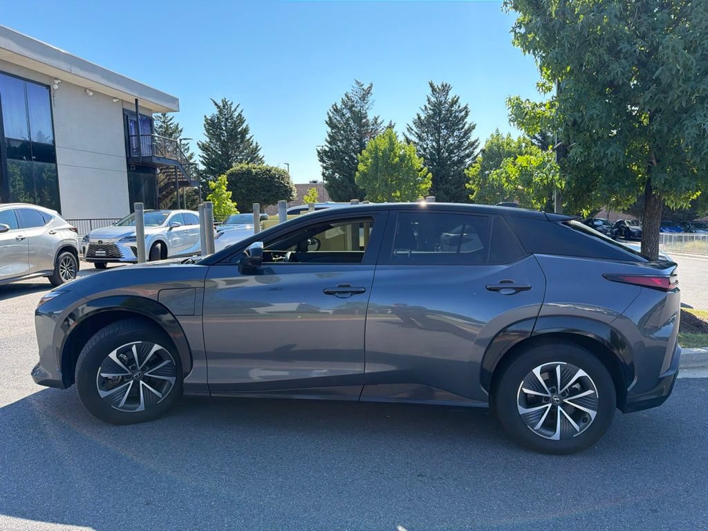 Certified 2023 Lexus RZ 450e Premium w/ Technology Package AWD/4WD image 17