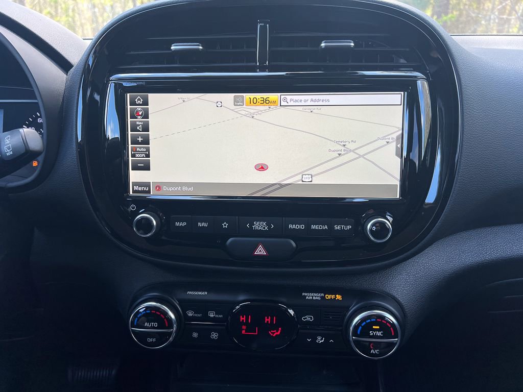 Used 2020 Kia Soul EX image 18