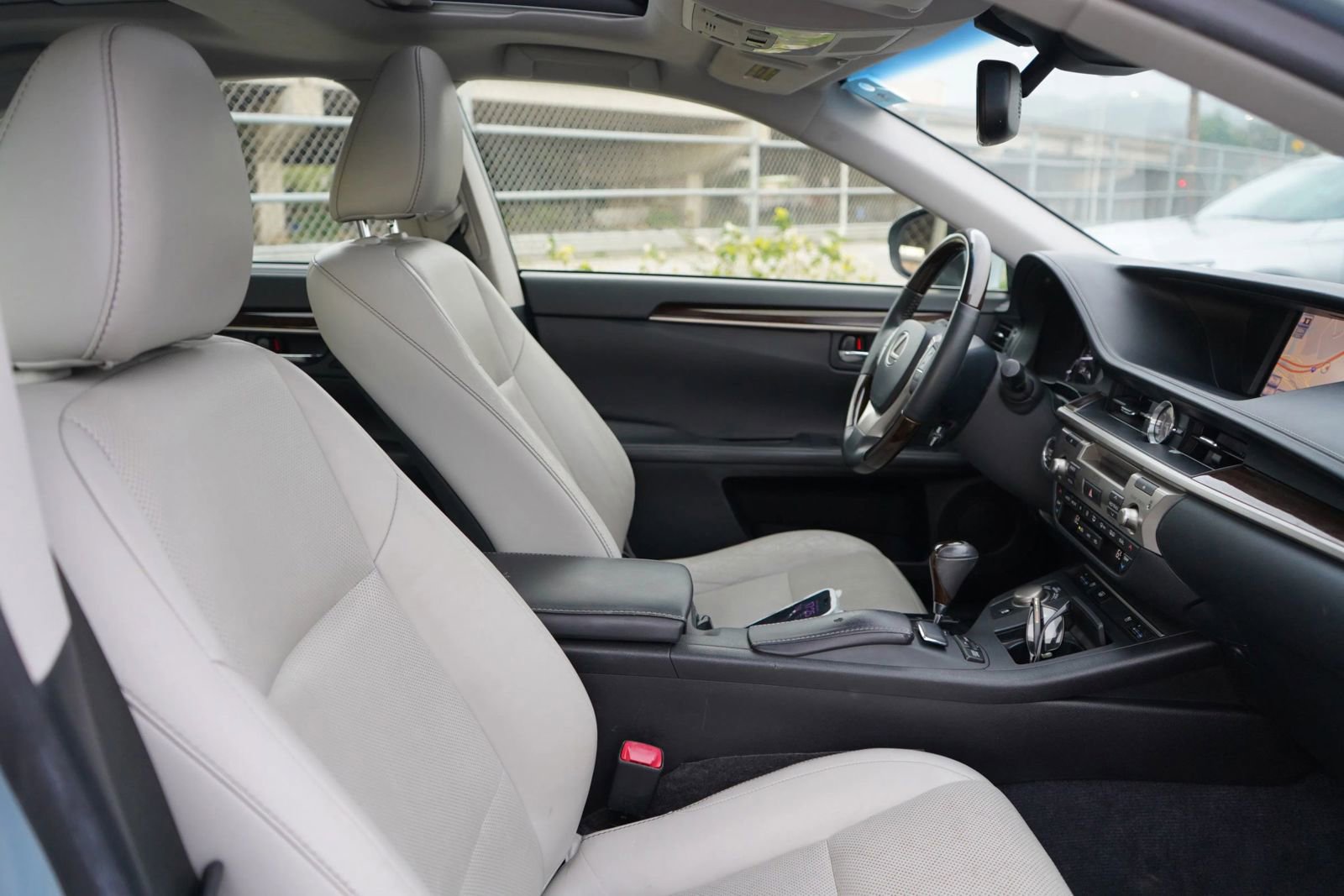 Used 2013 Lexus ES 350 image 24