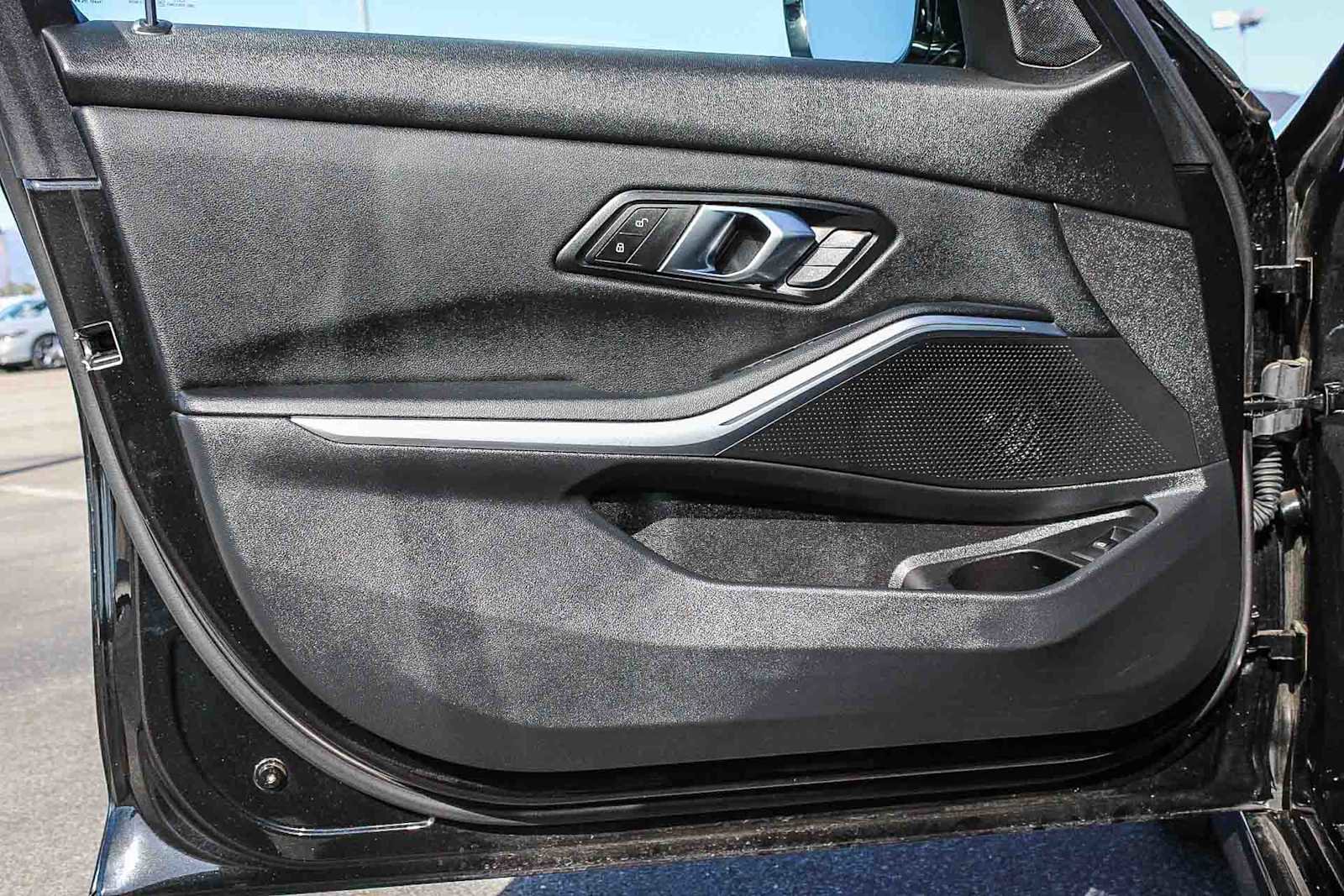 Used 2024 BMW 330i Sedan image 18