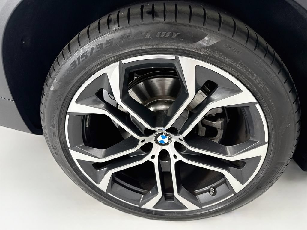 Certified 2025 BMW X5 xDrive40i AWD/4WD image 32