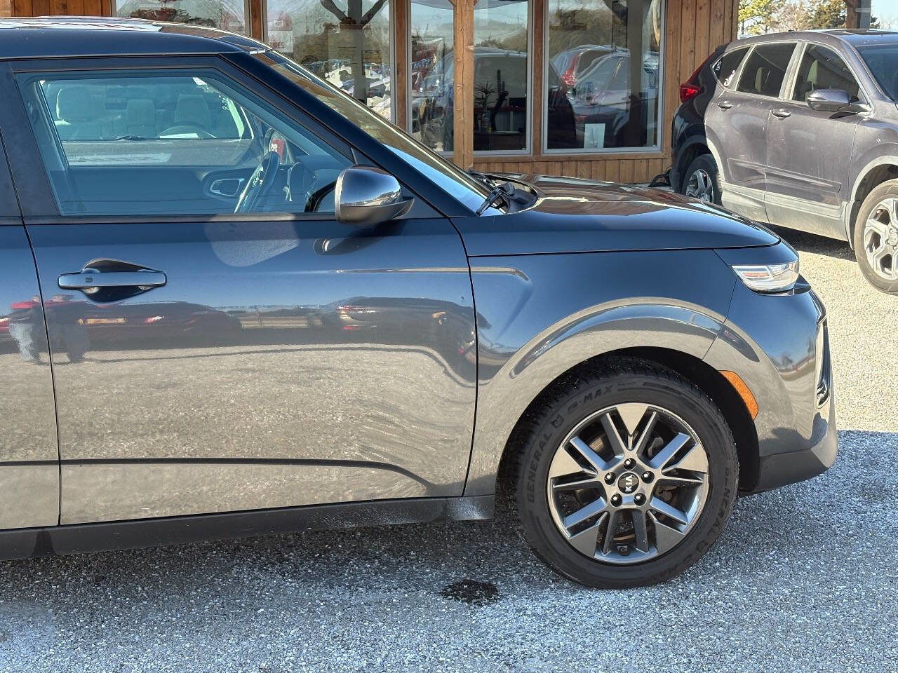Used 2020 Kia Soul EX image 12
