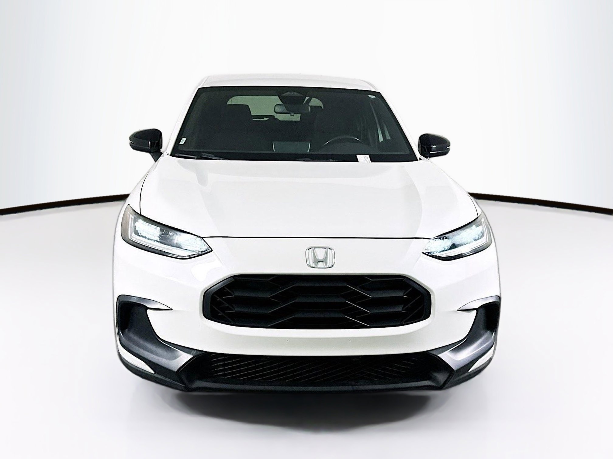 Used 2023 Honda HR-V Sport image 2