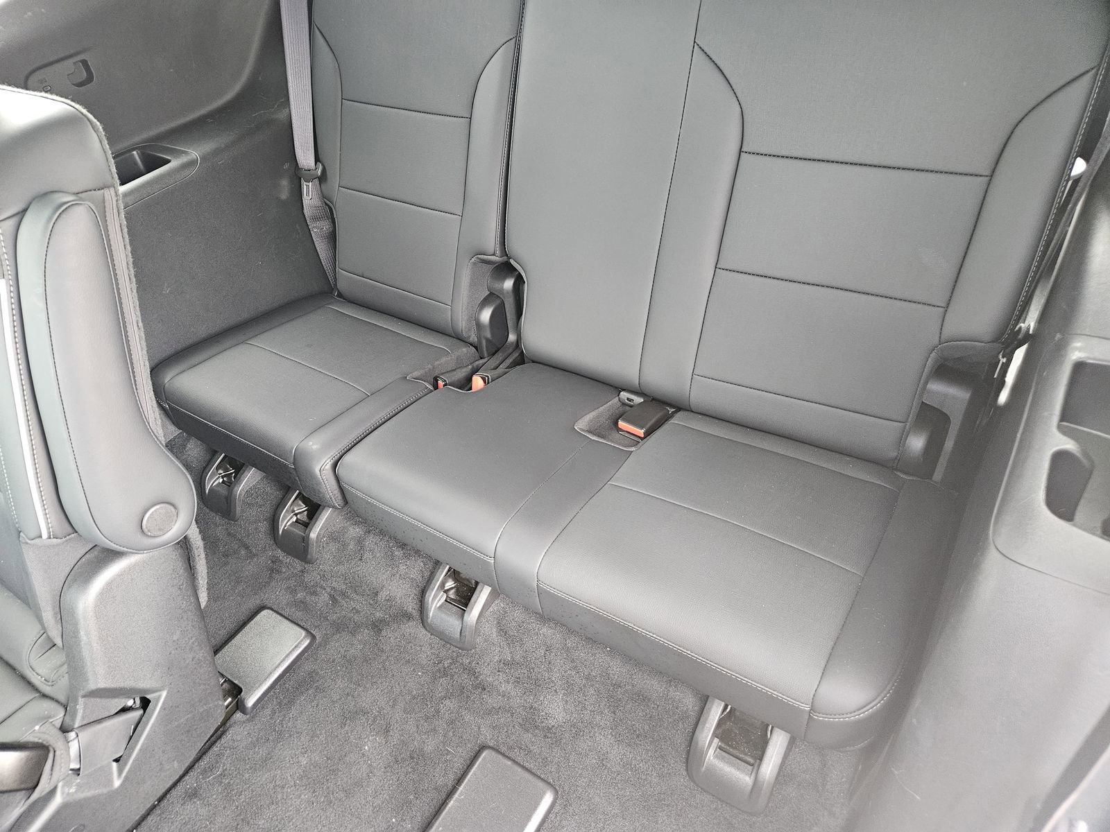 Used 2025 Buick Enclave Preferred image 35