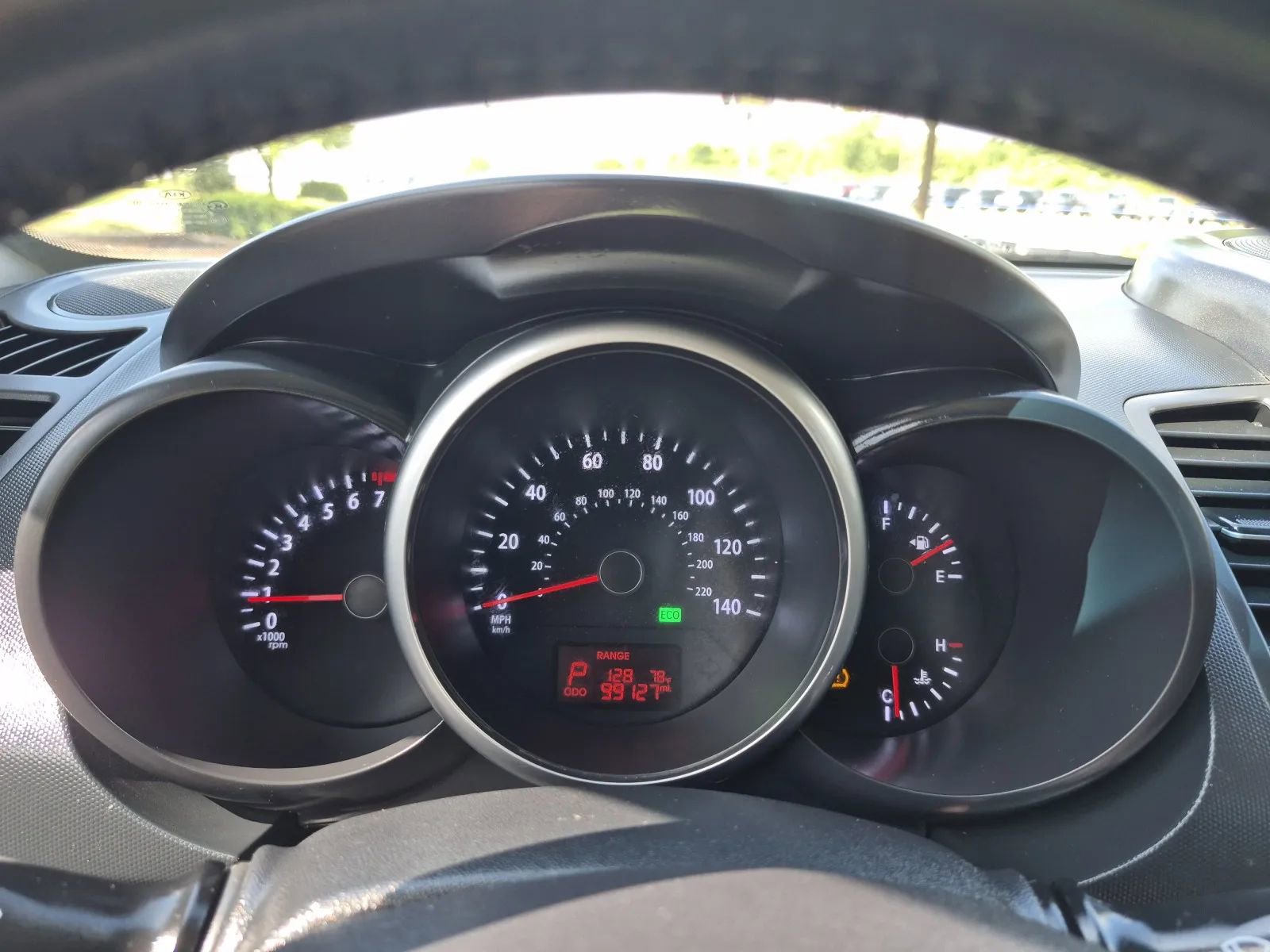 Used 2013 Kia Soul + w/ Audio Pkg FWD image 29