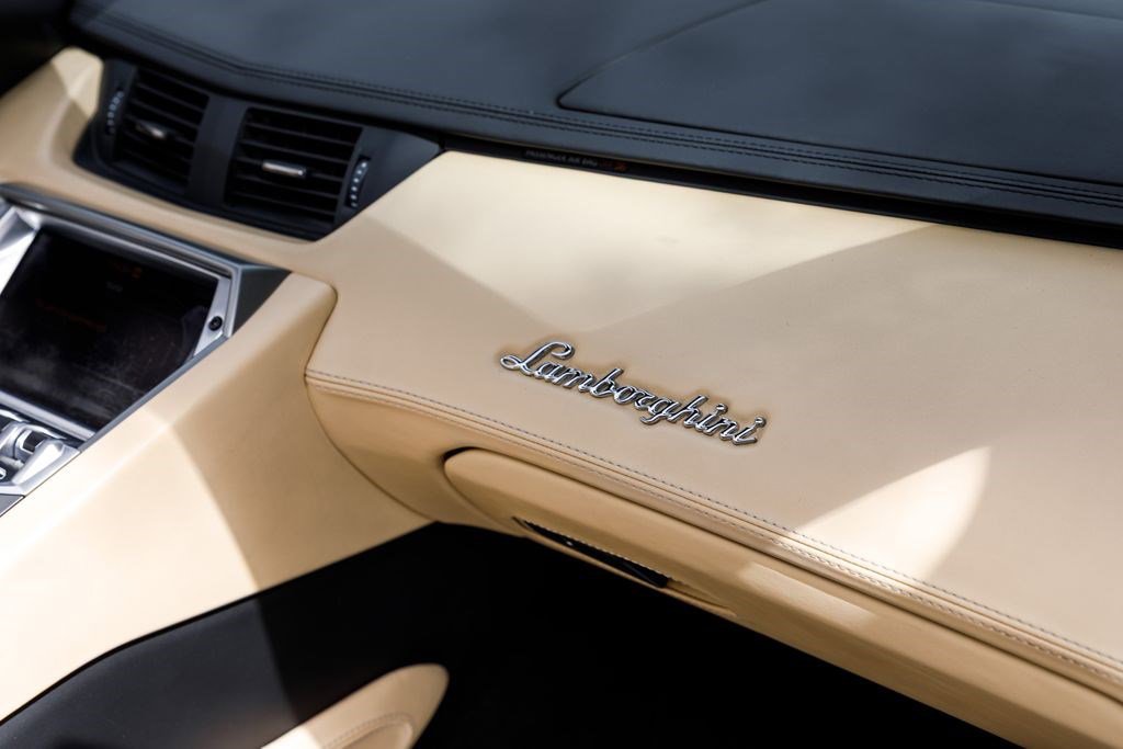 Used 2014 Lamborghini Aventador LP 700-4 AWD/4WD image 11