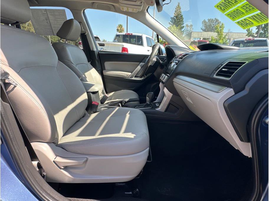 Used 2016 Subaru Forester 2.5i Touring w/ Eyesight & Navigation System AWD/4WD image 11