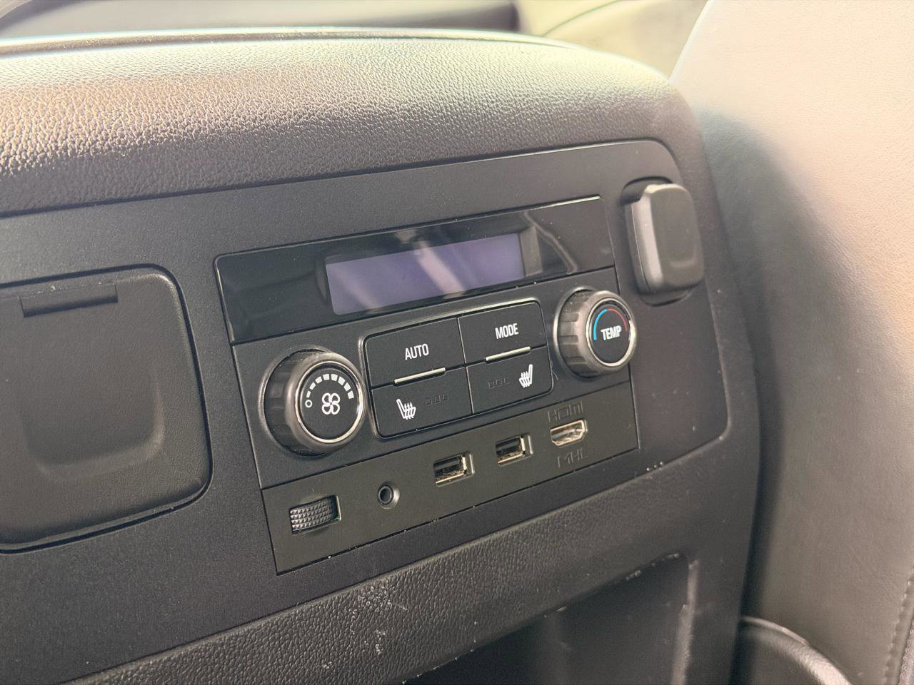 Used 2019 GMC Yukon Denali w/ Denali Ultimate Package image 18