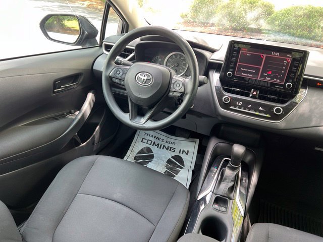 Used 2022 Toyota Corolla LE FWD image 27