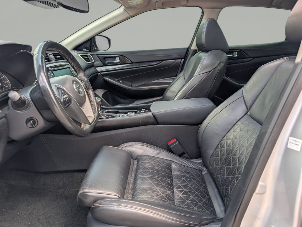 Certified 2019 Nissan Maxima Platinum FWD image 17