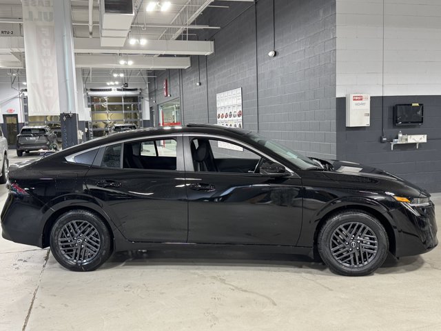 New 2026 Nissan Sentra SV w/ SV Convenience Package FWD image 4