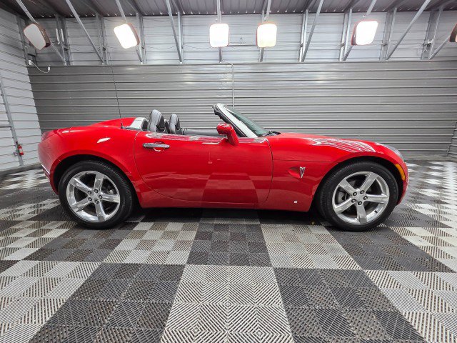 Used 2006 Pontiac Solstice Convertible w/ Premium Package RWD image 10