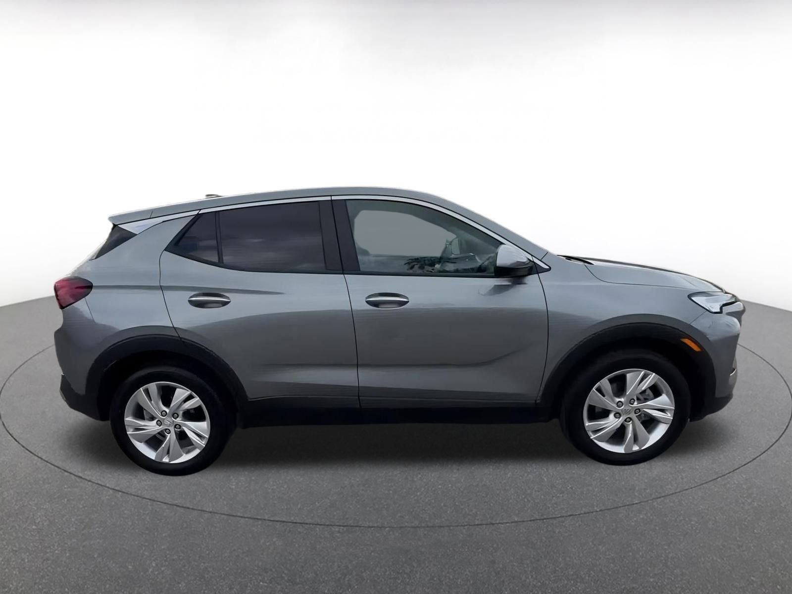 Used 2025 Buick Encore GX Preferred image 16