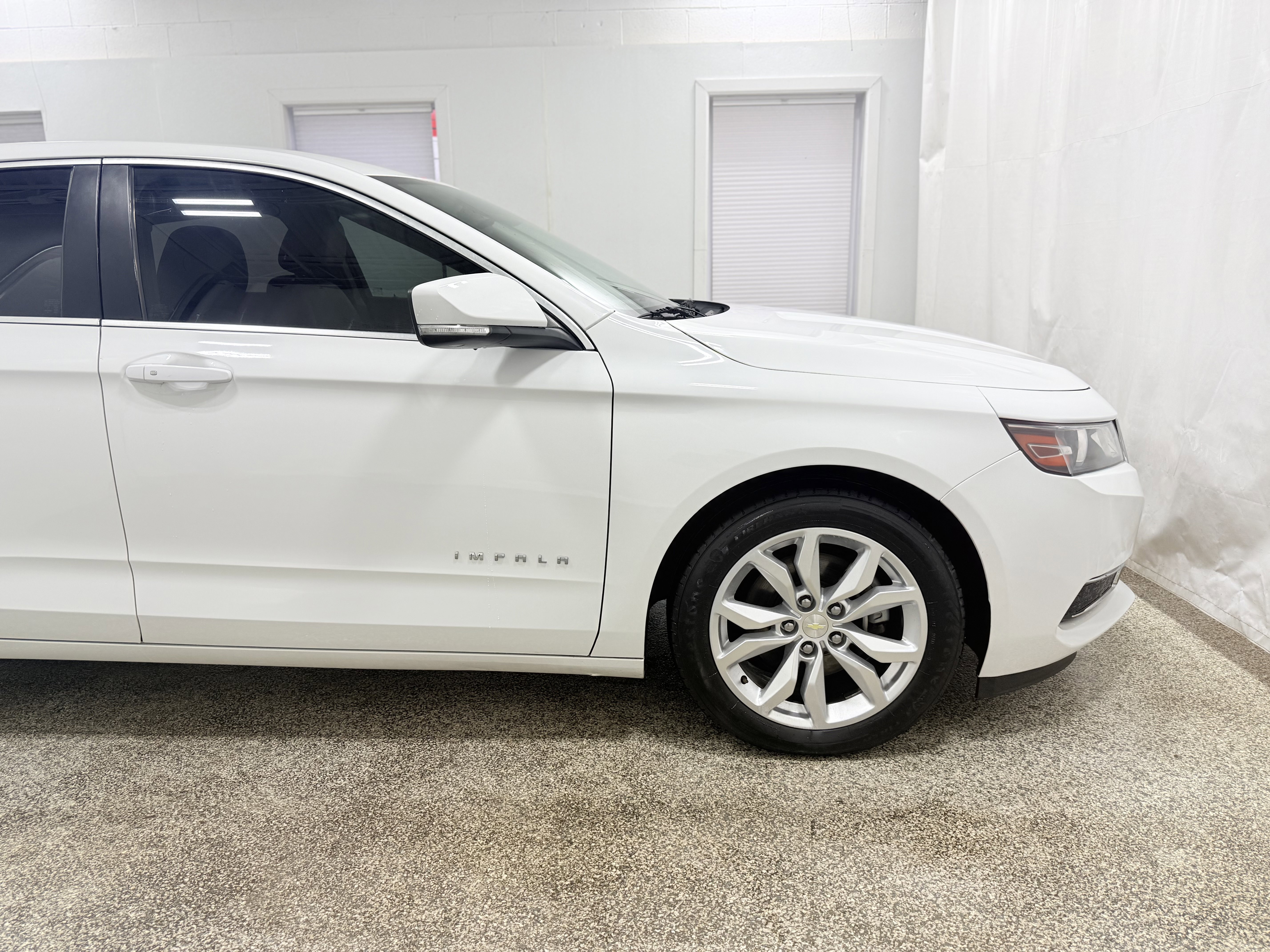 Used 2018 Chevrolet Impala LT image 8