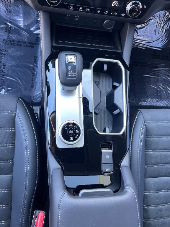 New 2025 Mitsubishi Outlander Trail Edition image 32