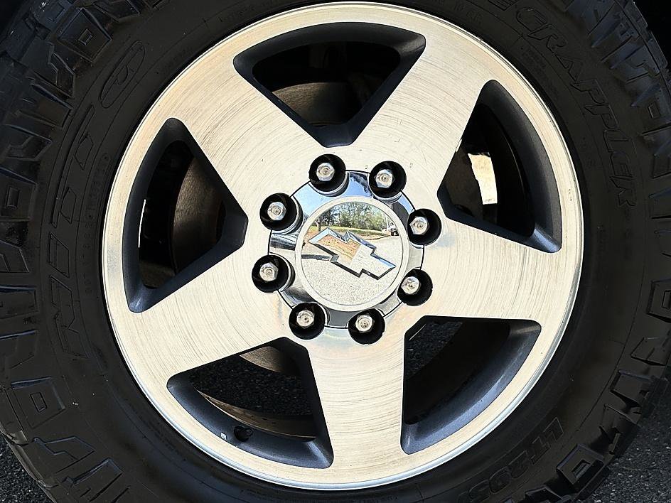 Used 2019 Chevrolet Silverado 2500 LTZ w/ Duramax Plus Package image 8