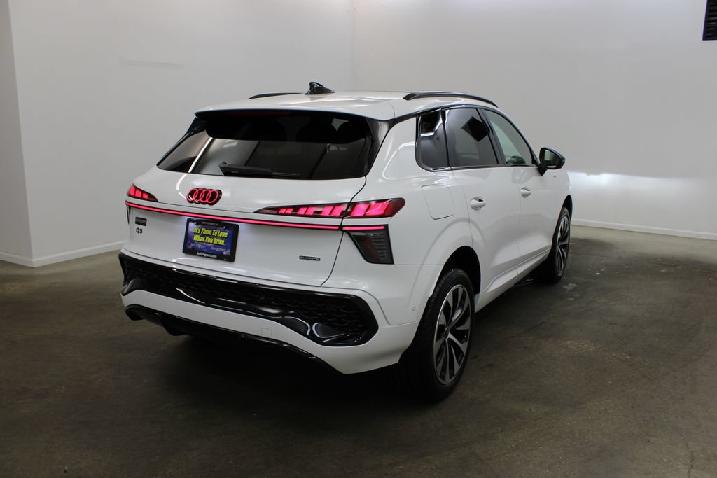 New 2026 Audi Q3 quattro 2.0T AWD/4WD image 5