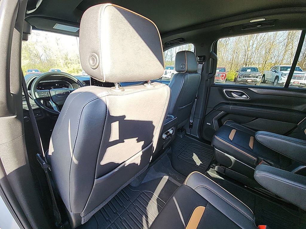 Used 2023 GMC Yukon AT4 w/ AT4 Premium Plus Package image 27