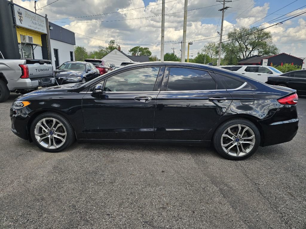 Used 2020 Ford Fusion SEL FWD image 9