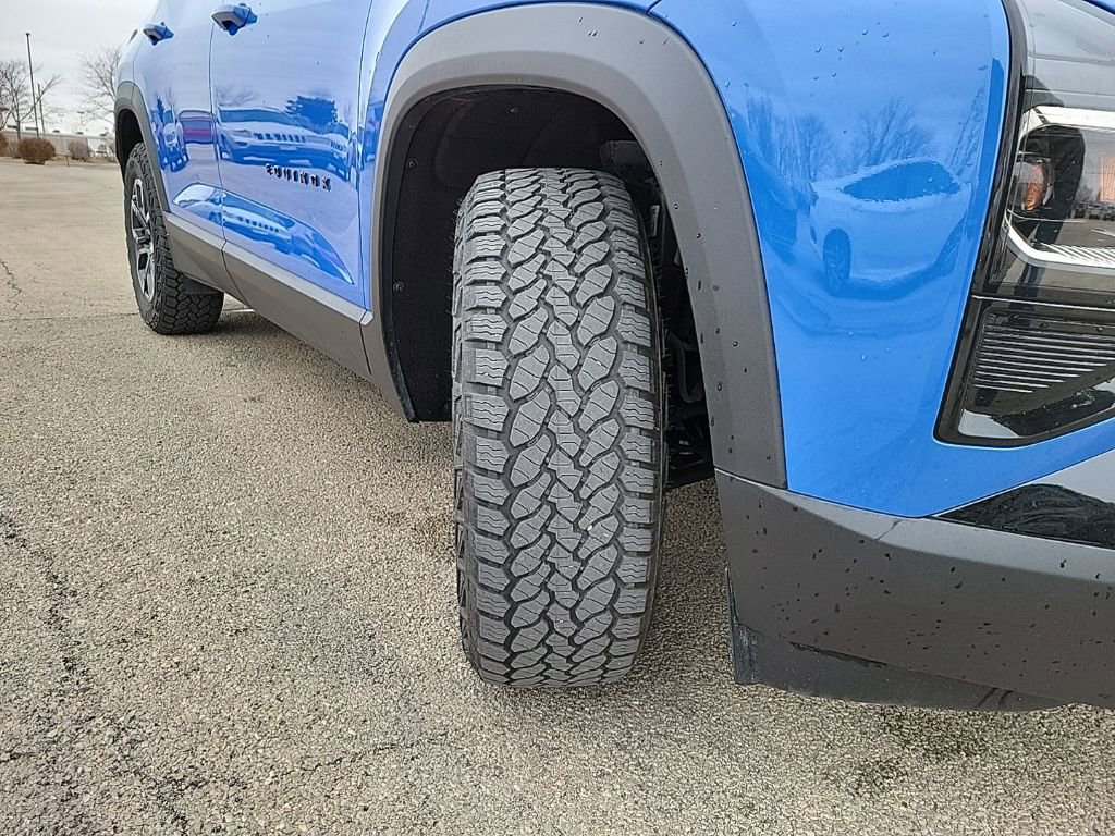 Used 2025 Chevrolet Equinox ACTIV w/ Convenience Package III image 18