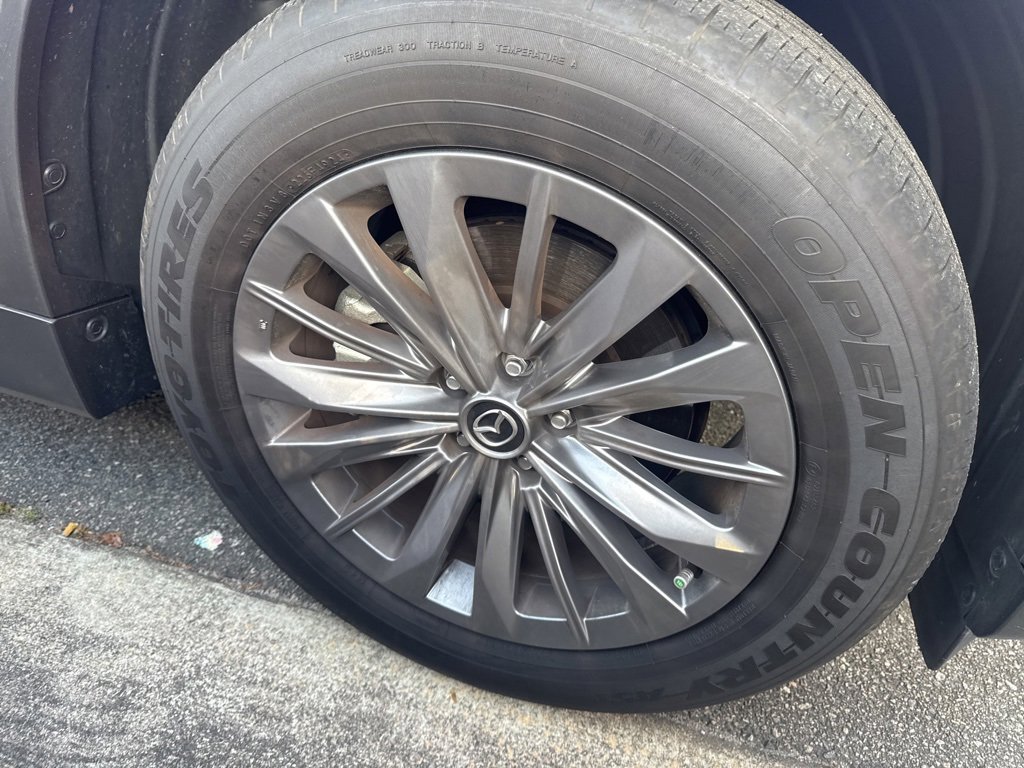 Certified 2025 MAZDA CX-90 3.3 Turbo w/ Preferred Package image 4