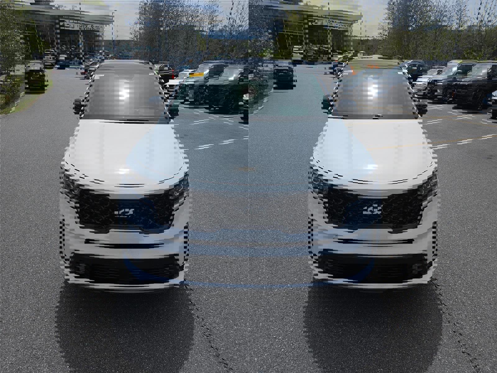 Used 2022 Kia Sorento EX w/ Panoramic Sunroof Package image 8