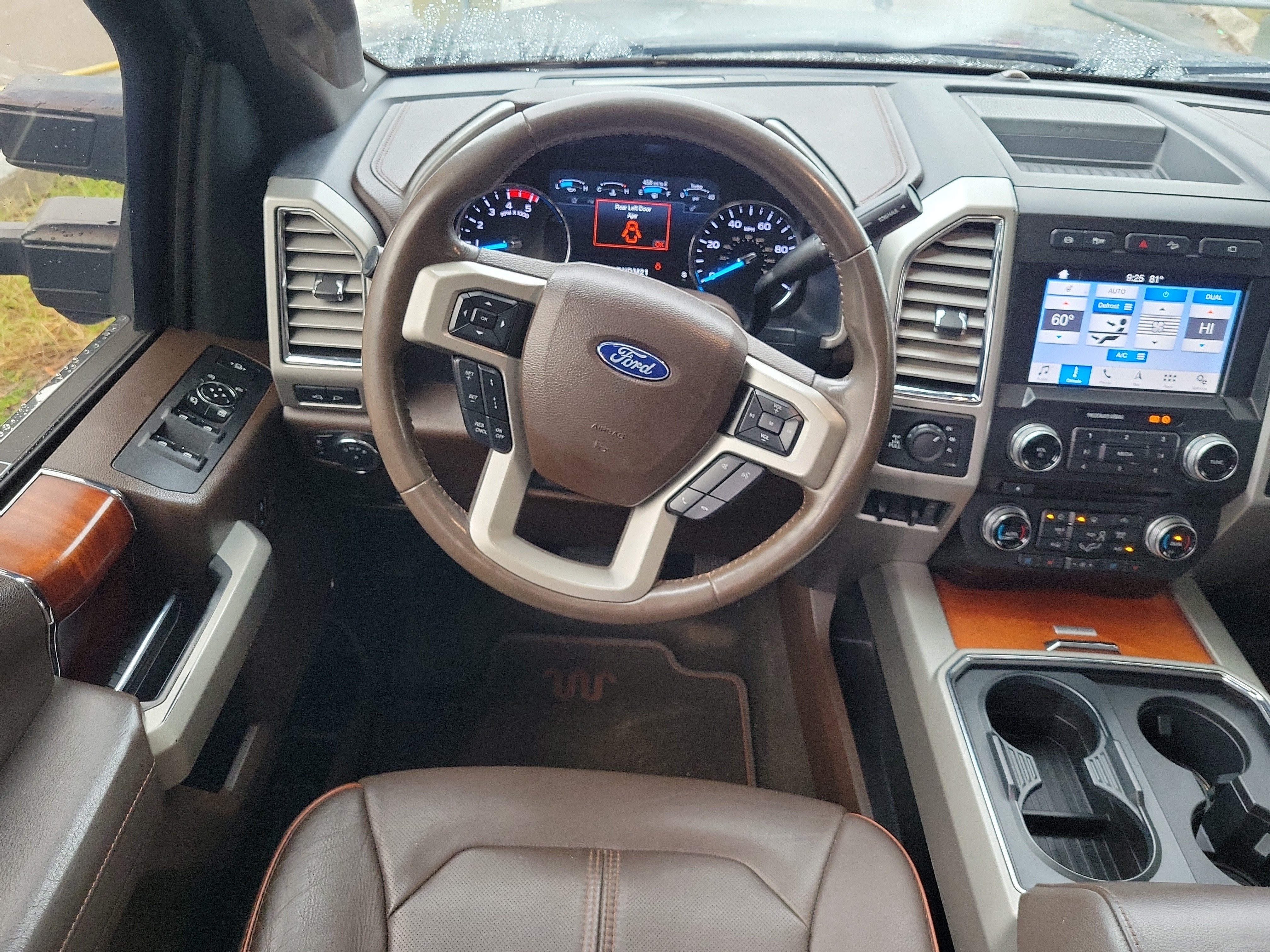 Used 2017 Ford F250 King Ranch w/ King Ranch Ultimate Package AWD/4WD image 17