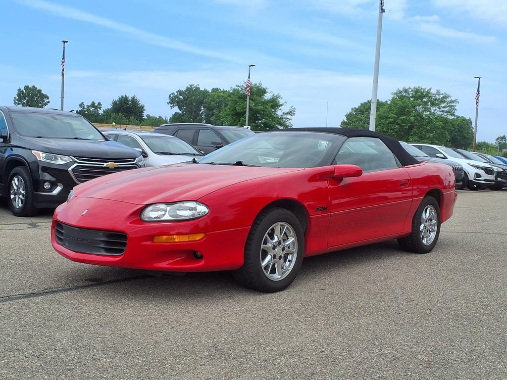 Used 2002 Chevrolet Camaro Z28 RWD image 2