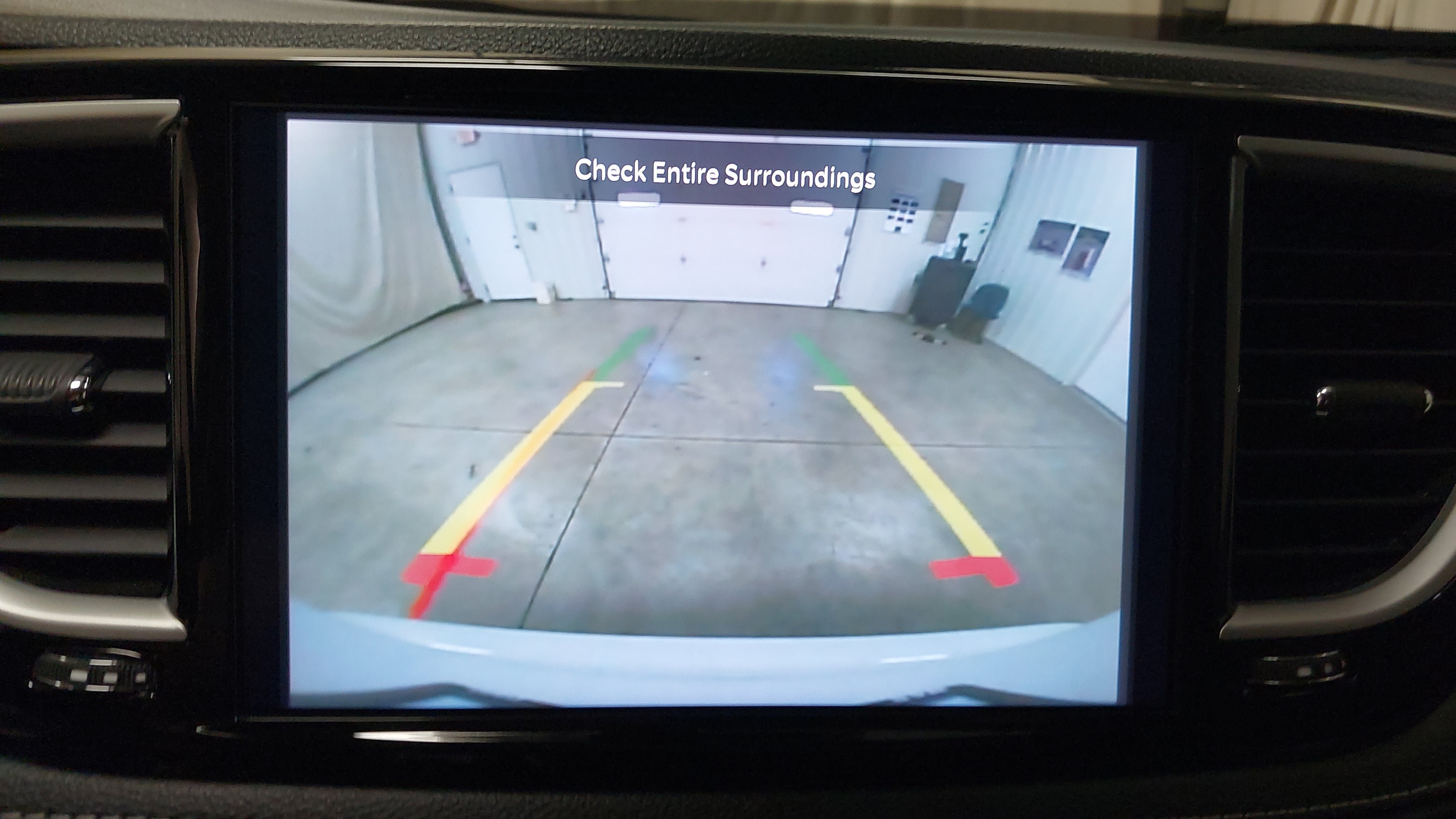Used 2024 Chrysler Pacifica Touring-L w/ Uconnect Theater Family Group FWD image 36