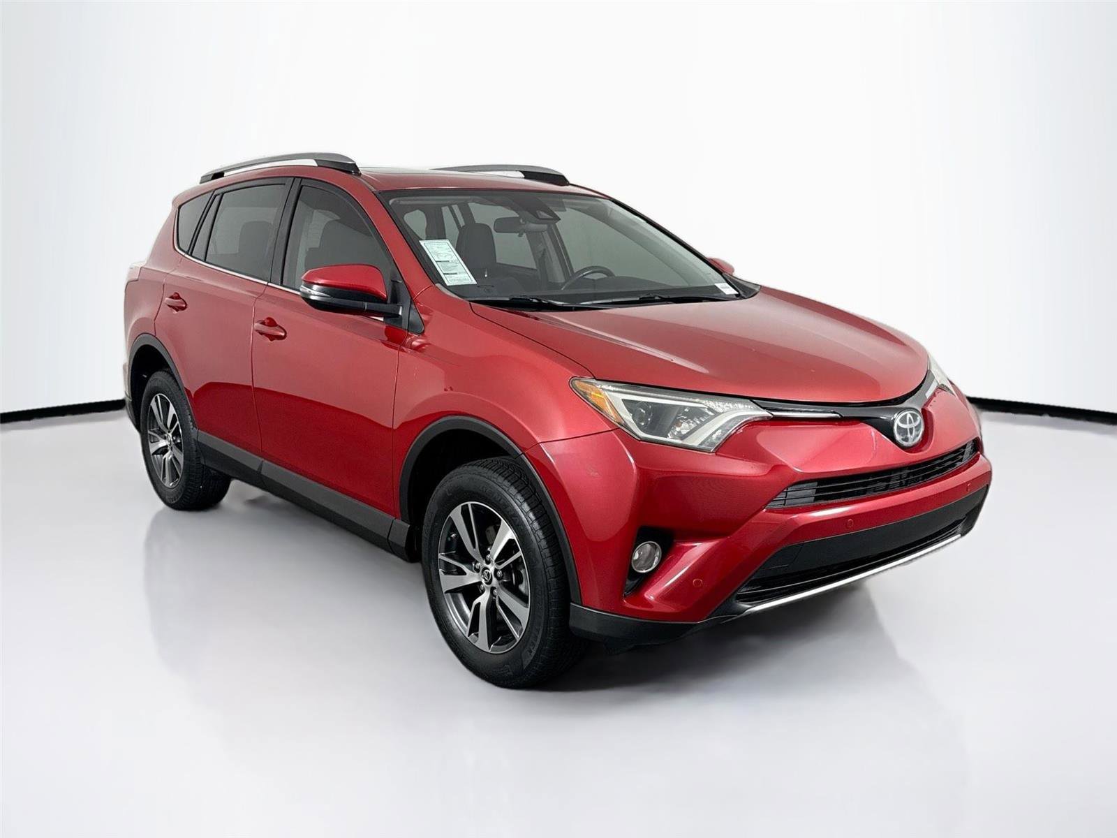 Used 2017 Toyota RAV4 XLE image 8