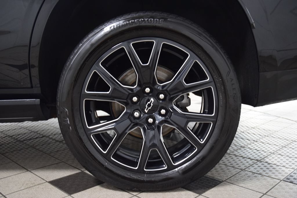 Used 2023 Chevrolet Tahoe Premier w/ Advanced Technology Package AWD/4WD image 26