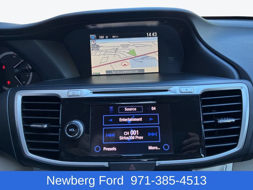 Used 2014 Honda Accord Touring image 19