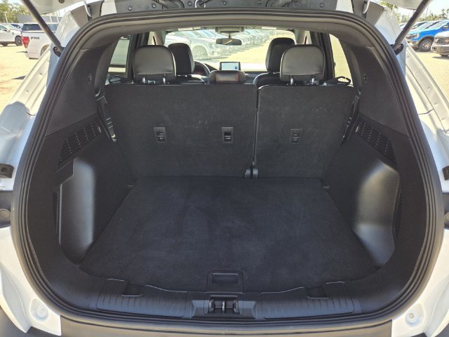 Certified 2025 Ford Escape ST-Line FWD image 16