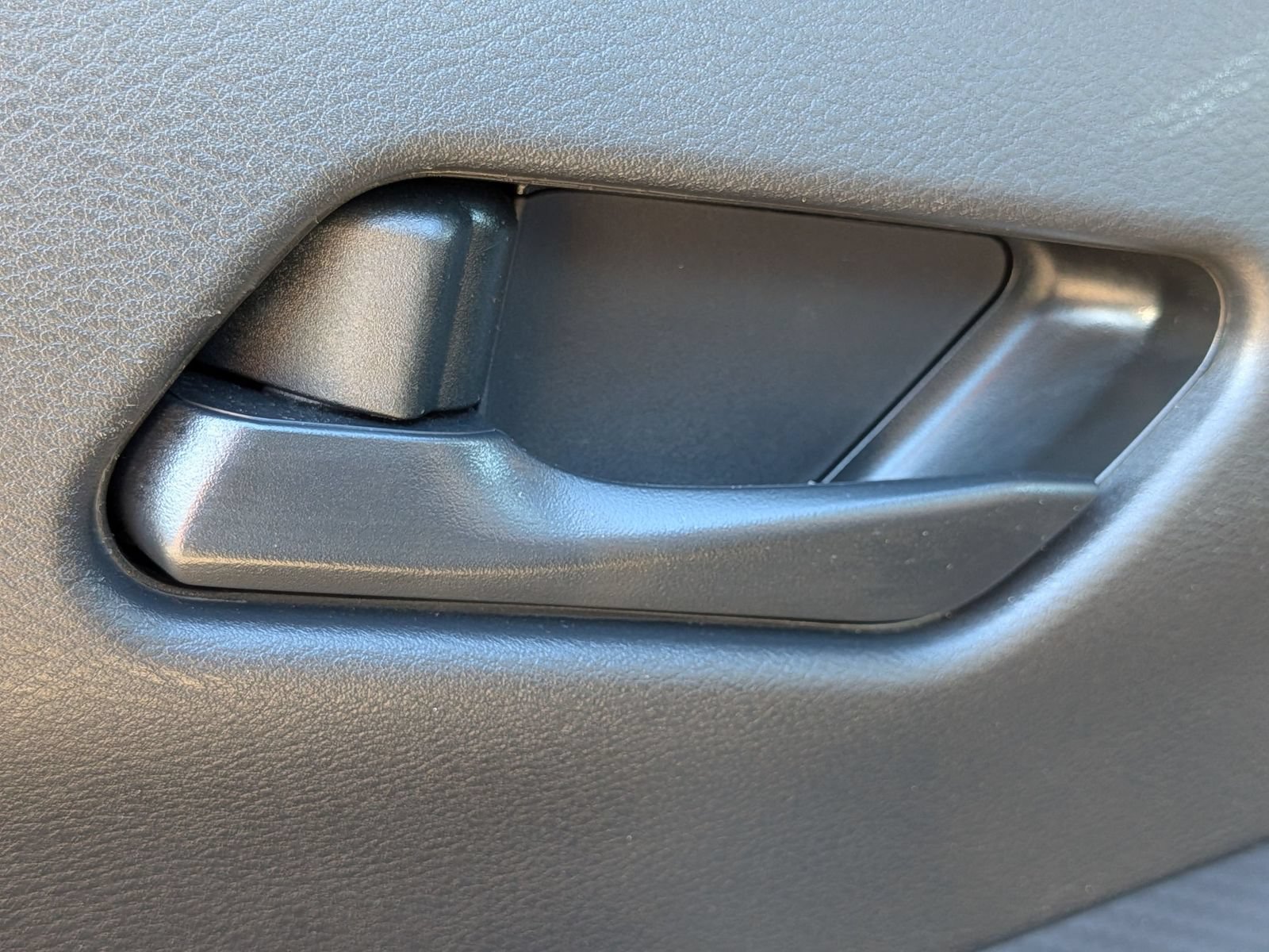 Used 2024 Nissan Sentra SV FWD image 27