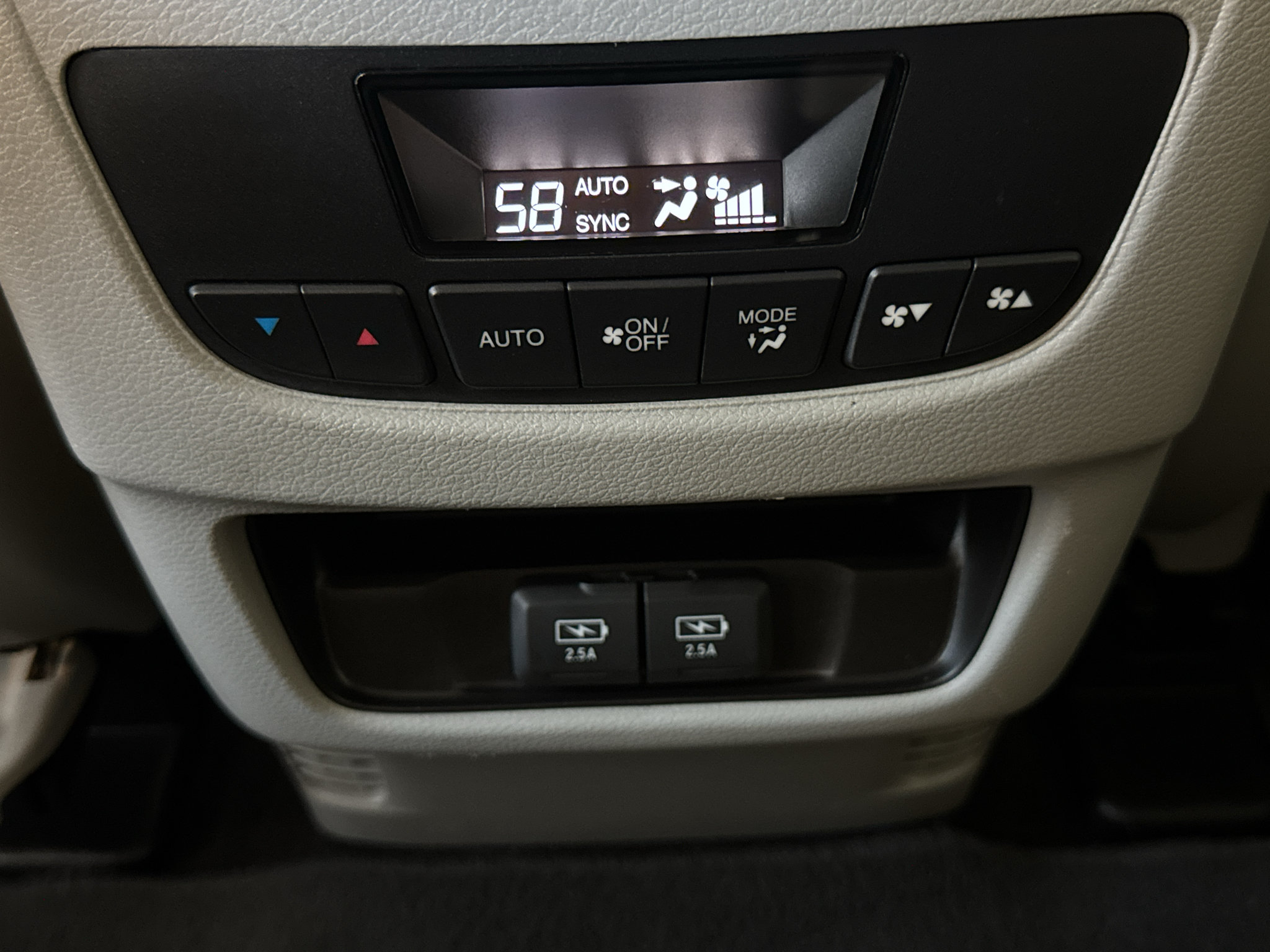 Used 2020 Acura MDX FWD image 13