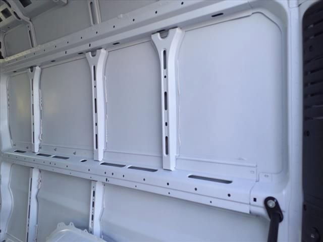 Used 2024 RAM ProMaster 3500 w/ Quick Order Package 22G SLT image 11