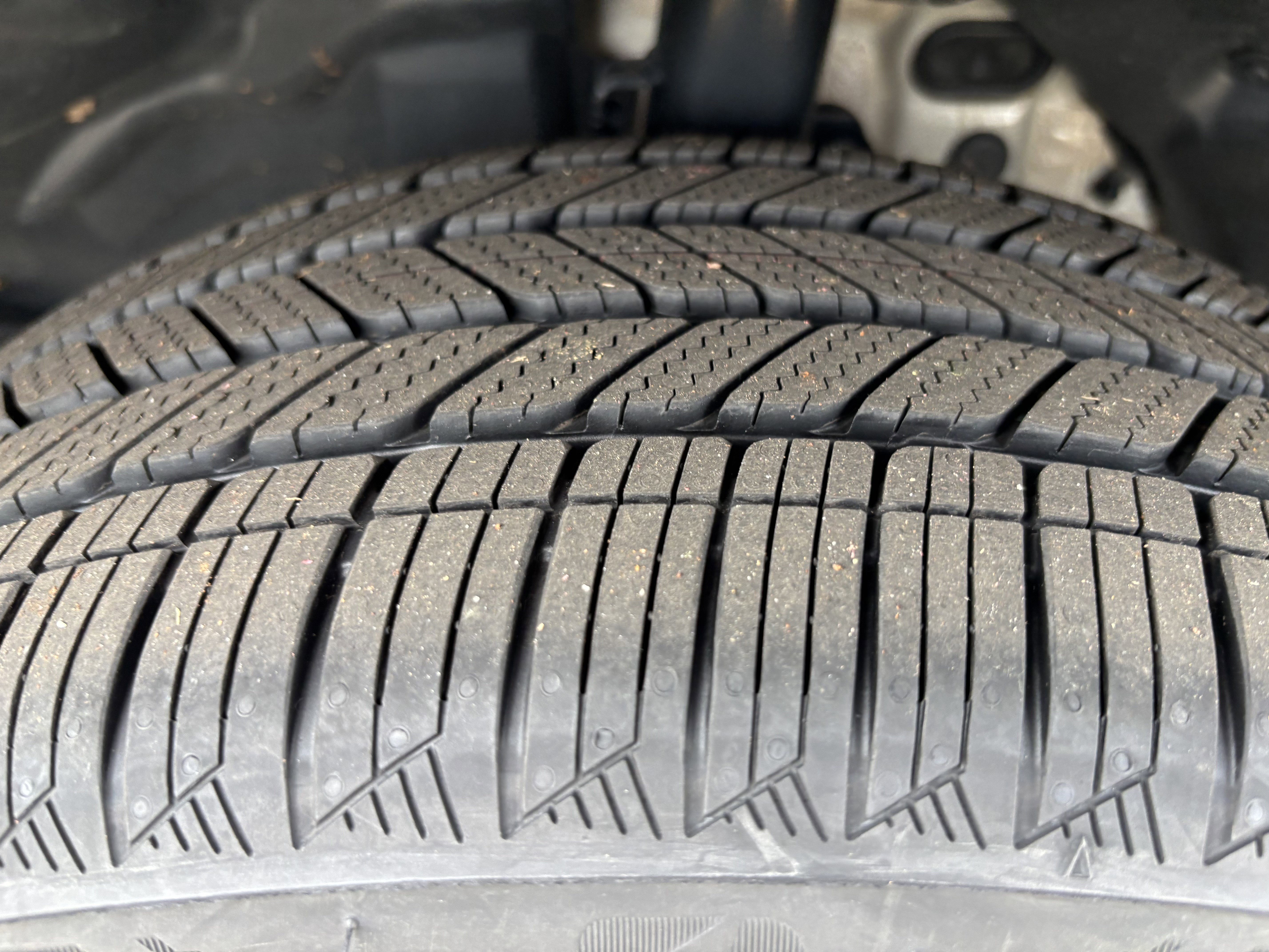 Certified 2025 BMW X1 xDrive28i w/ Convenience Package image 12