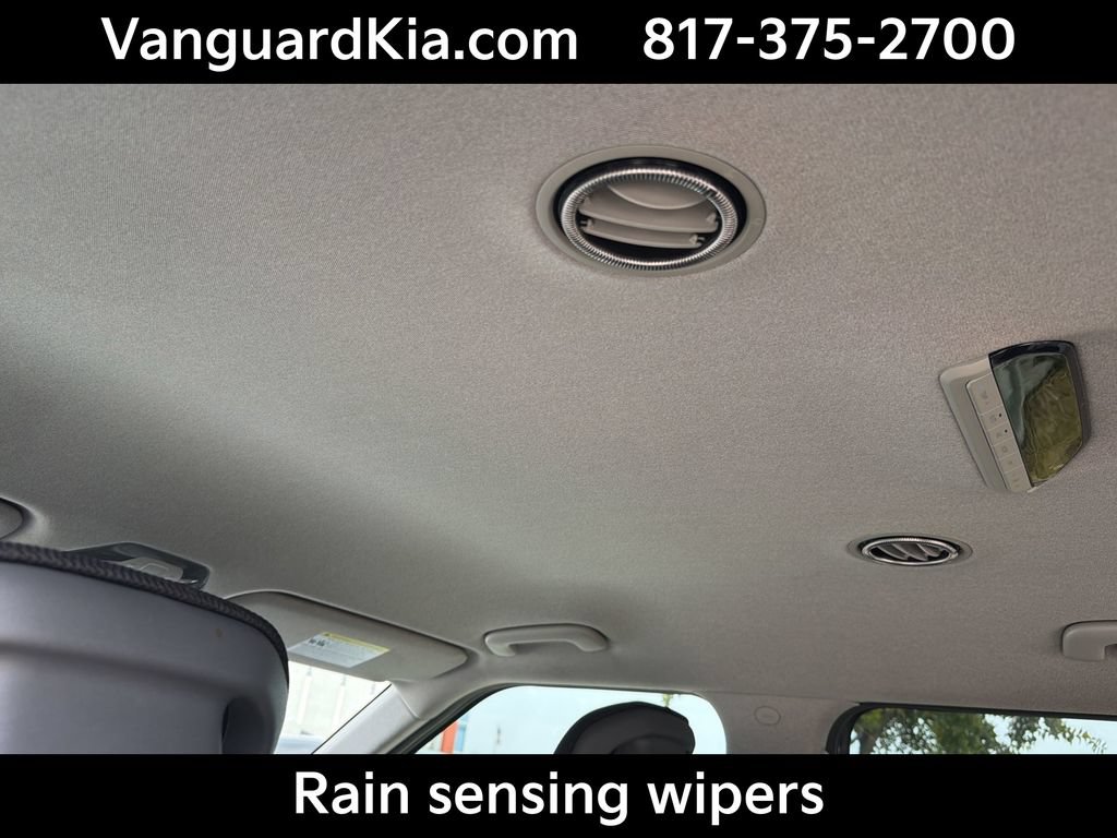 Certified 2024 Kia EV9 Light Long Range RWD image 18