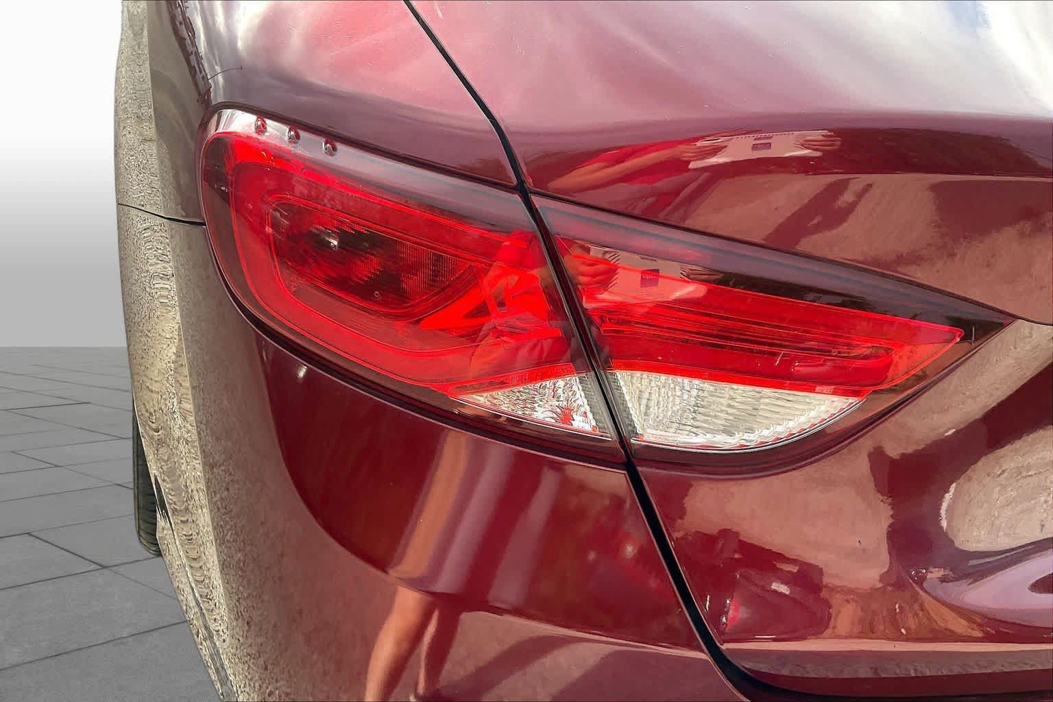Used 2015 Chrysler 200 Limited w/ Convenience Group FWD image 29